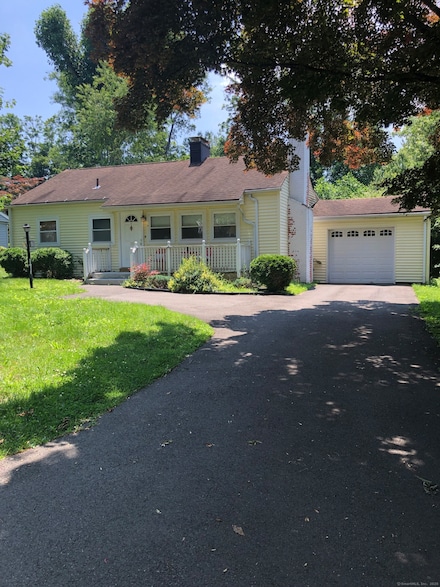 19 Sunset Rd, North Haven, CT 06473