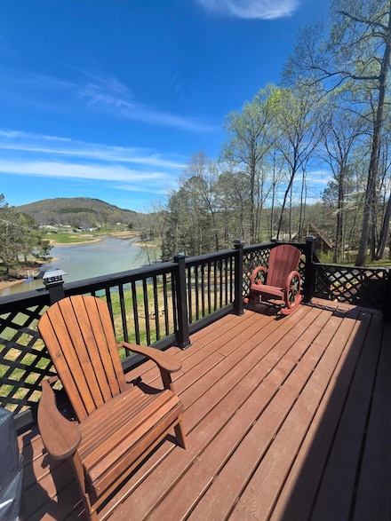 482 Hiwassee Dr, Decatur, TN 37322