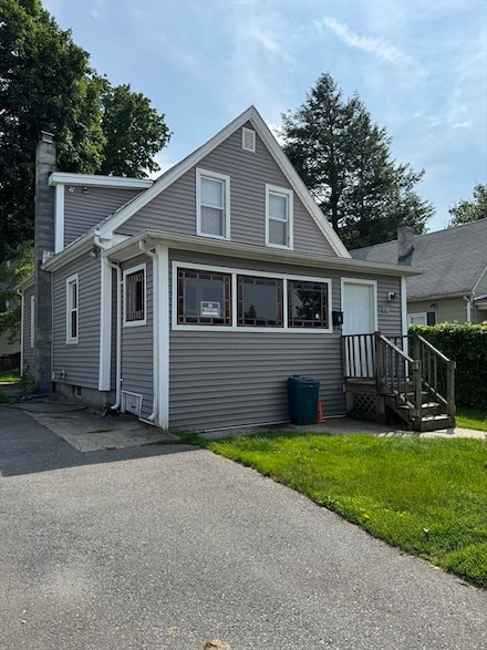 49 John St, Worcester, MA 01609