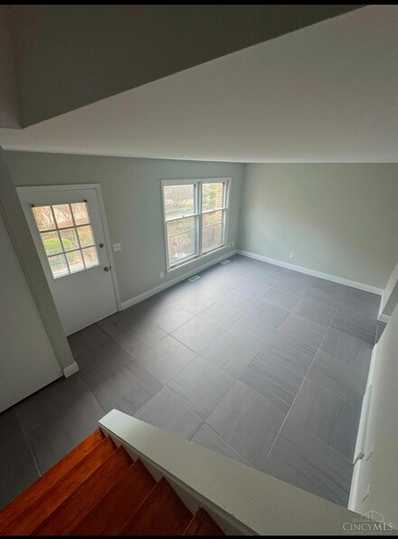 2041 Sunset Dr, Hamilton, OH 45013