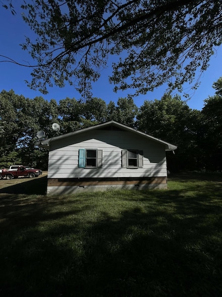706 Myrtle St, Taneyville, MO 65759