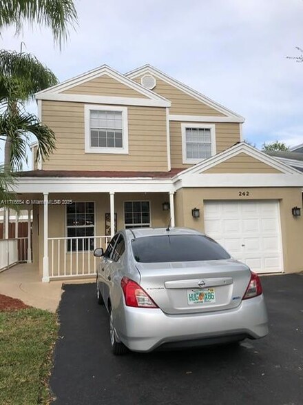 242 SW 159th Way, Sunrise, FL 33326
