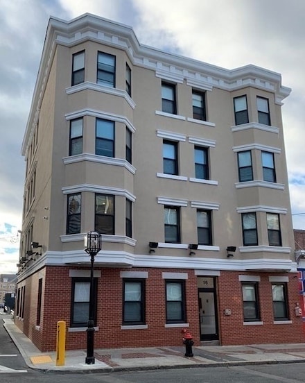 16 5th St Unit 15, Chelsea, MA 02150