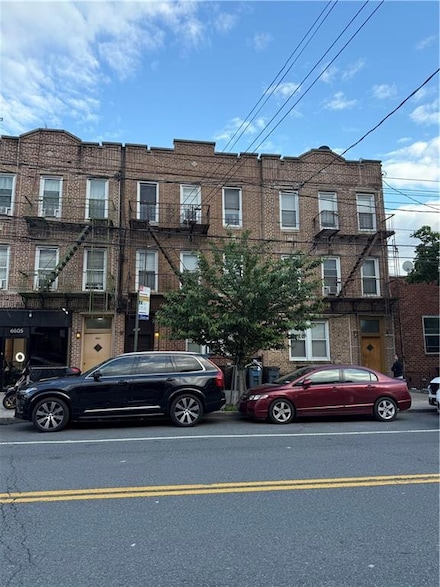 6609 13th Ave, Brooklyn, NY 11219