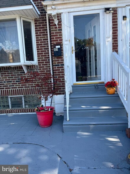 1511 Benner St, Philadelphia, PA 19149