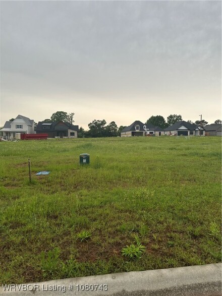 409 Buffalo Pass, Barling, AR 72923