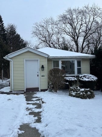 38 Dell Ave, Worcester, MA 01604