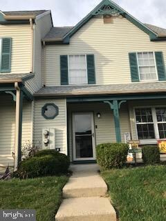 82 Knoll Dr, Blackwood, NJ 08012