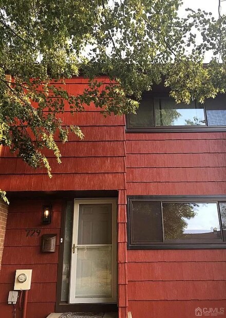 729 Twin Rivers Dr N, East Windsor, NJ 08520