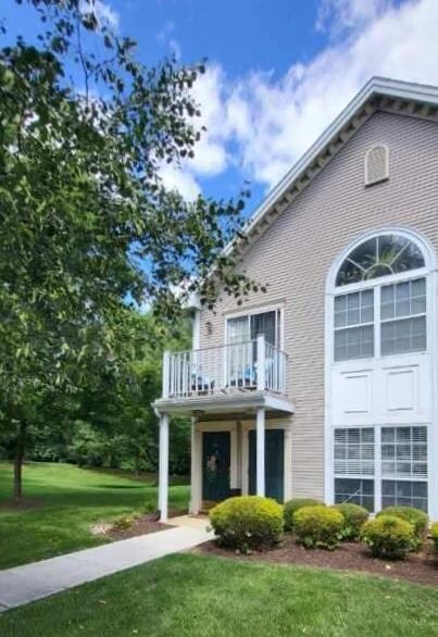 1966 Mattis St, Hellertown, PA 18055