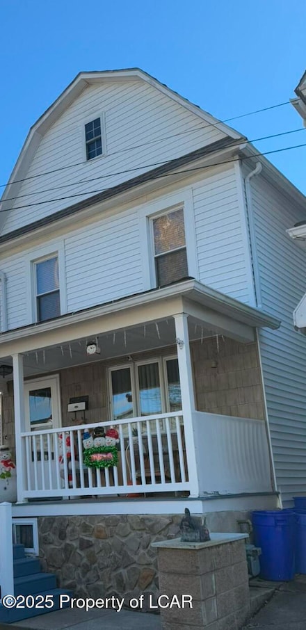 13 Laurel St, Kingston, PA 18704