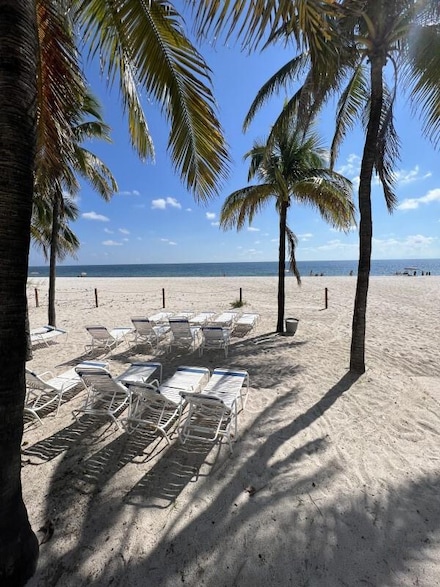 1000 S Ocean Blvd Unit 15J, Pompano Beach, FL 33062