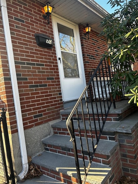 70 Brucewood St, West Roxbury, MA 02132