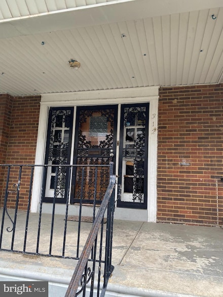 312 Roselyn St, Philadelphia, PA 19120