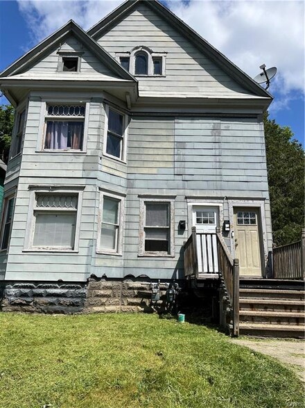 204 W Newell St, Syracuse, NY 13205