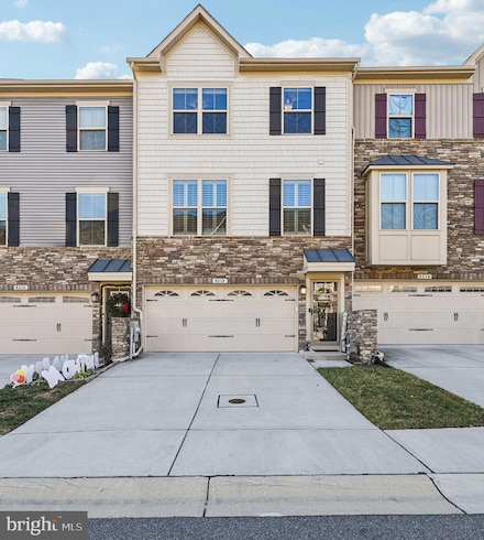 8218 Kippis Rd, Millersville, MD 21108