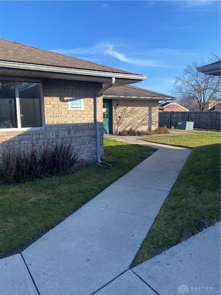 1206 Union Blvd, Englewood, OH 45322