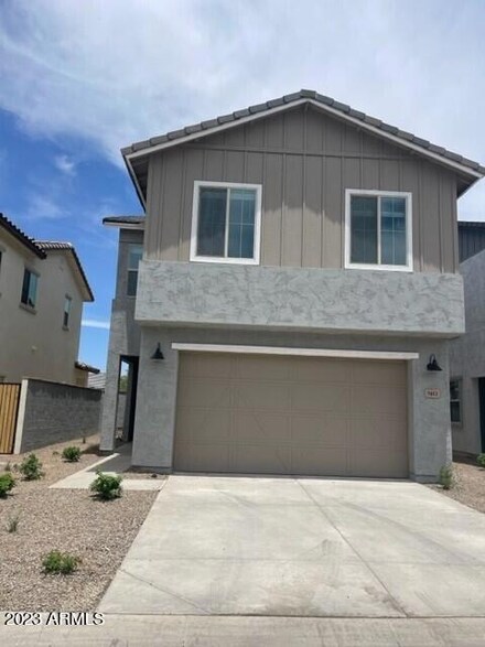 9412 E Supernova Dr, Mesa, AZ 85212