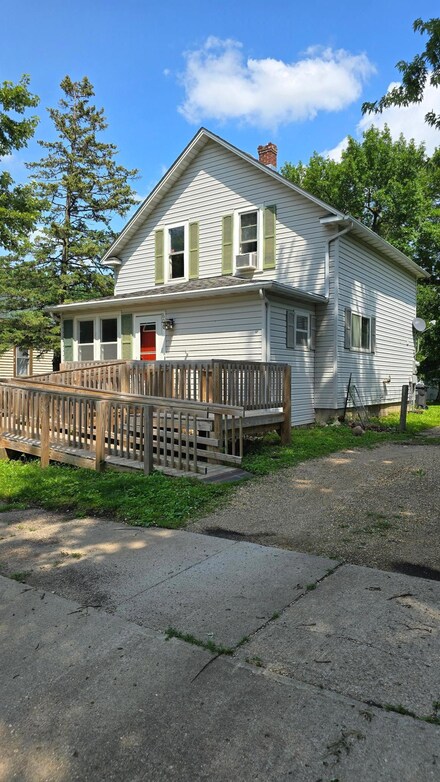 600 Strait Ave, Worthington, MN 56187