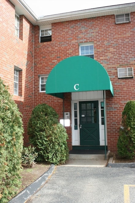 1304 Elm St Unit 4C, West Springfield, MA 01089