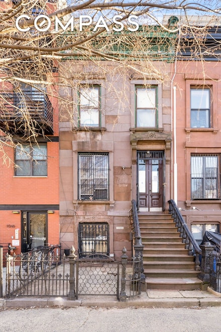 1044 Lafayette Ave, Brooklyn, NY 11221