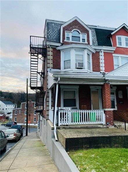 460 Hanover Ave, Allentown, PA 18109