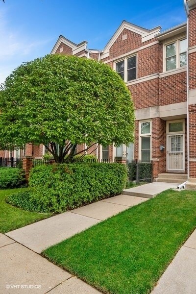 3350 Church St, Evanston, IL 60203