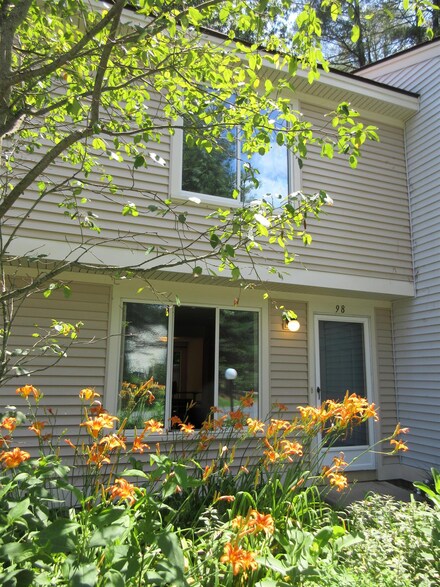 98 Morningside Common, Guilford, VT 05301