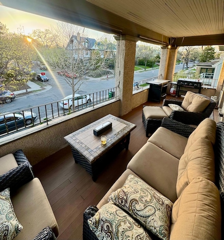 1909 Fremont Ave S Unit 201, Minneapolis, MN 55403