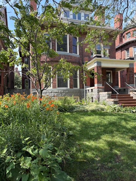 658 W Forest Ave, Detroit, MI 48201