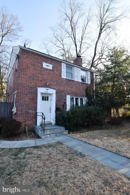 1520 Erskine St, Takoma Park, MD 20912