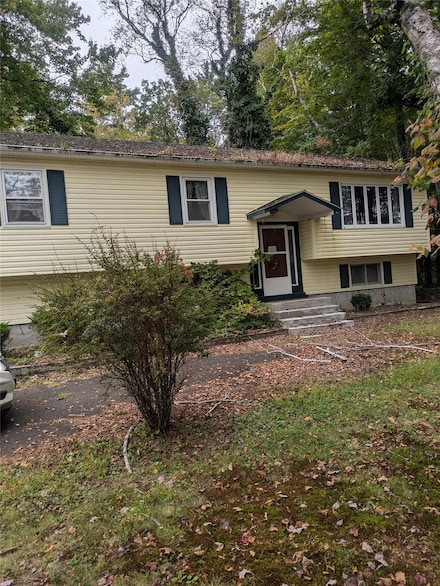 18 Tonche Terrace, Shokan, NY 12481