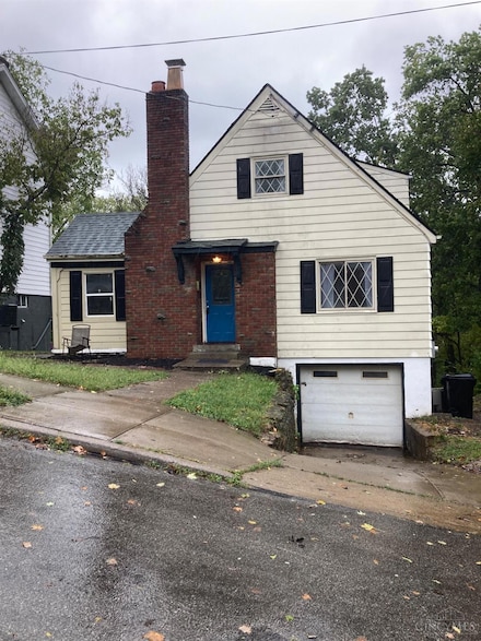 3161 Sunshine Ave, Cincinnati, OH 45211