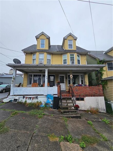 142 6th St, Coaldale, PA 18218