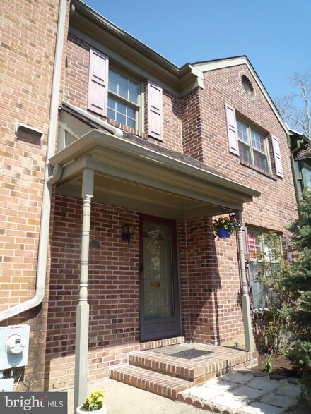 1402 Pennsylvania Ave, Wilmington, DE 19806