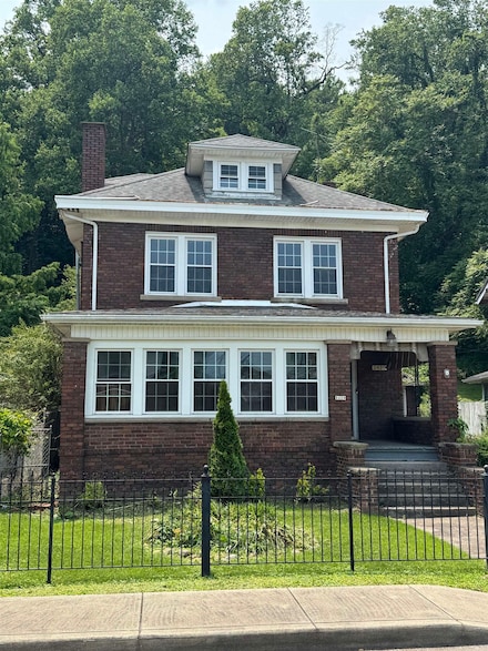 2420 Hilton Ave, Ashland, KY 41101