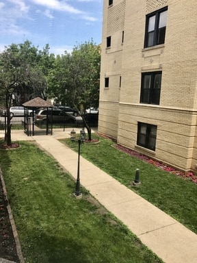 3641 W Dickens Ave Unit 3B, Chicago, IL 60647