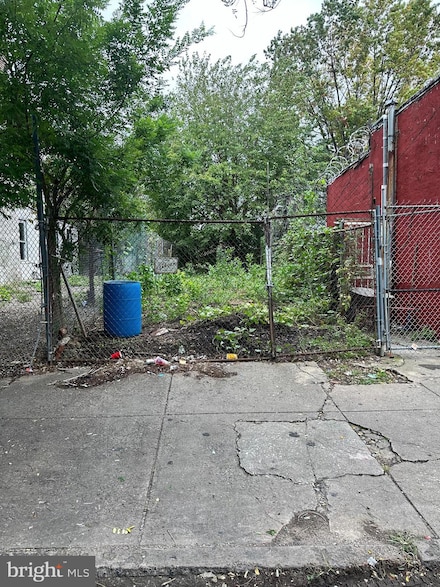 112 E Cumberland St, Philadelphia, PA 19125