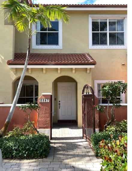 3389 Merrick Ct, Margate, FL 33063