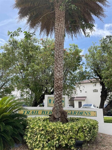 900 SW 104th Ct Unit B304, Miami, FL 33174