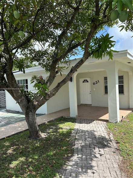 621 E 46th St, Hialeah, FL 33013