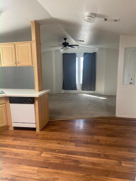 3115 N Fairview Ave Unit 214, Tucson, AZ 85705