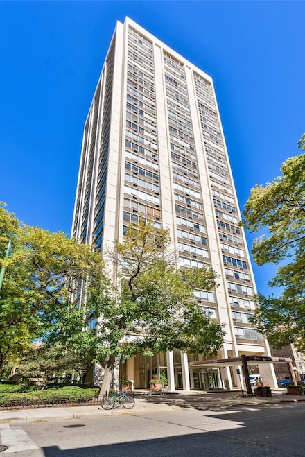 70 W Burton Place Unit 503F, Chicago, IL 60610