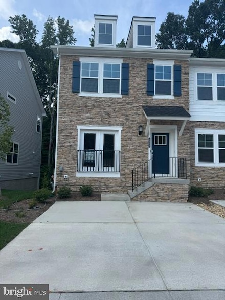 6827 Winterhill Ln, Glen Burnie, MD 21060