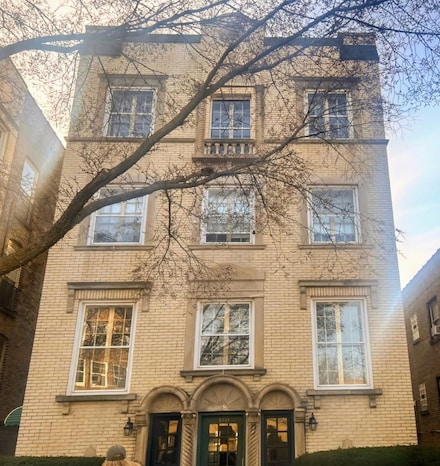 140 Custer Ave Unit 2, Evanston, IL 60202