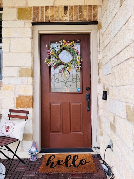 402 Crater Lake Dr, Pflugerville, TX 78660