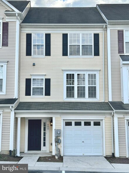 580 S Carlisle St, Greencastle, PA 17225