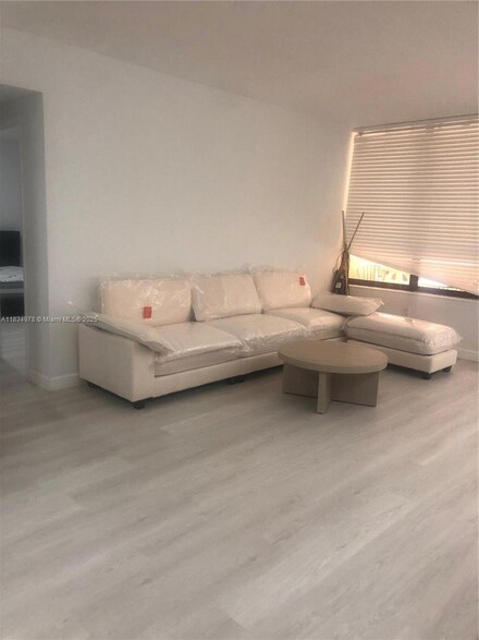 10185 Collins Ave Unit 309, Bal Harbour, FL 33154