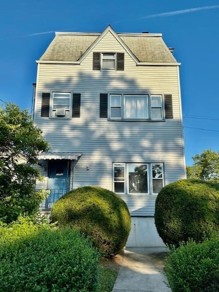 742 Avenue A Unit 1, Bayonne, NJ 07002