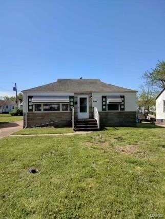 8146 Rector Dr, Saint Louis, MO 63134